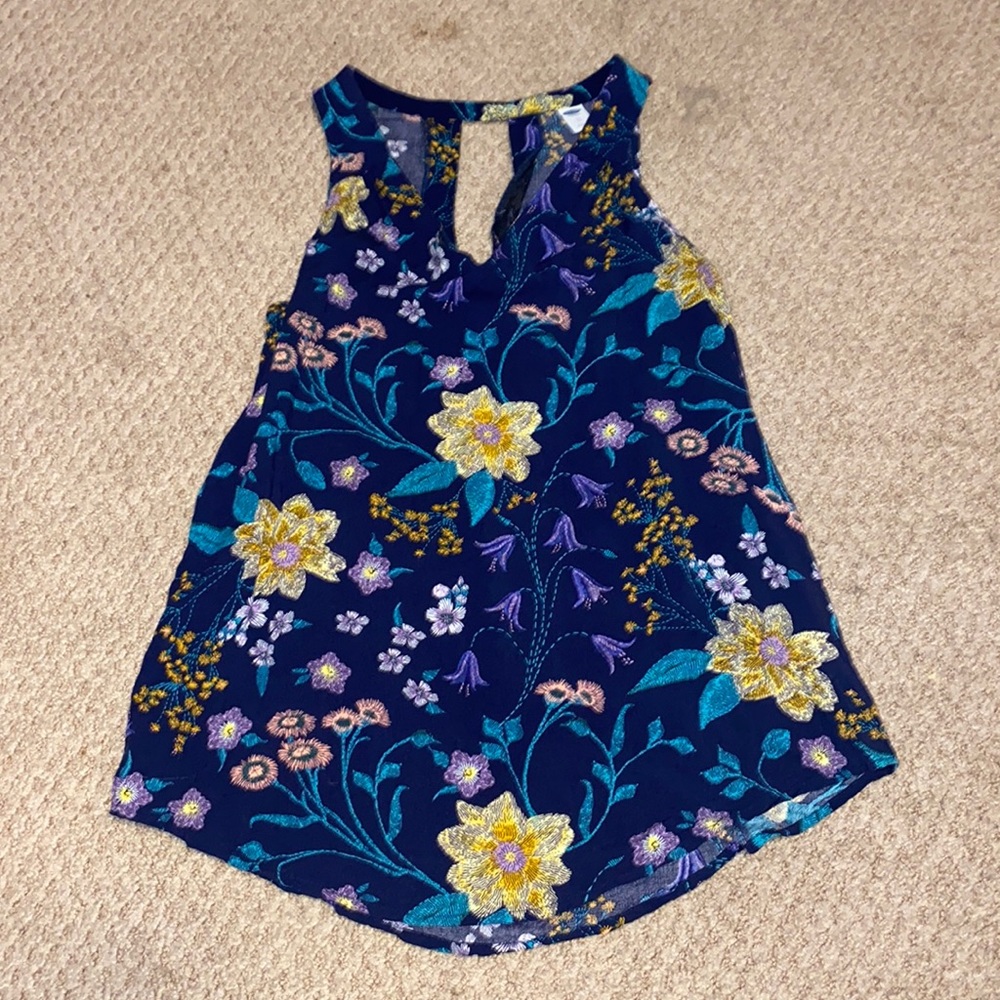 Women tank top